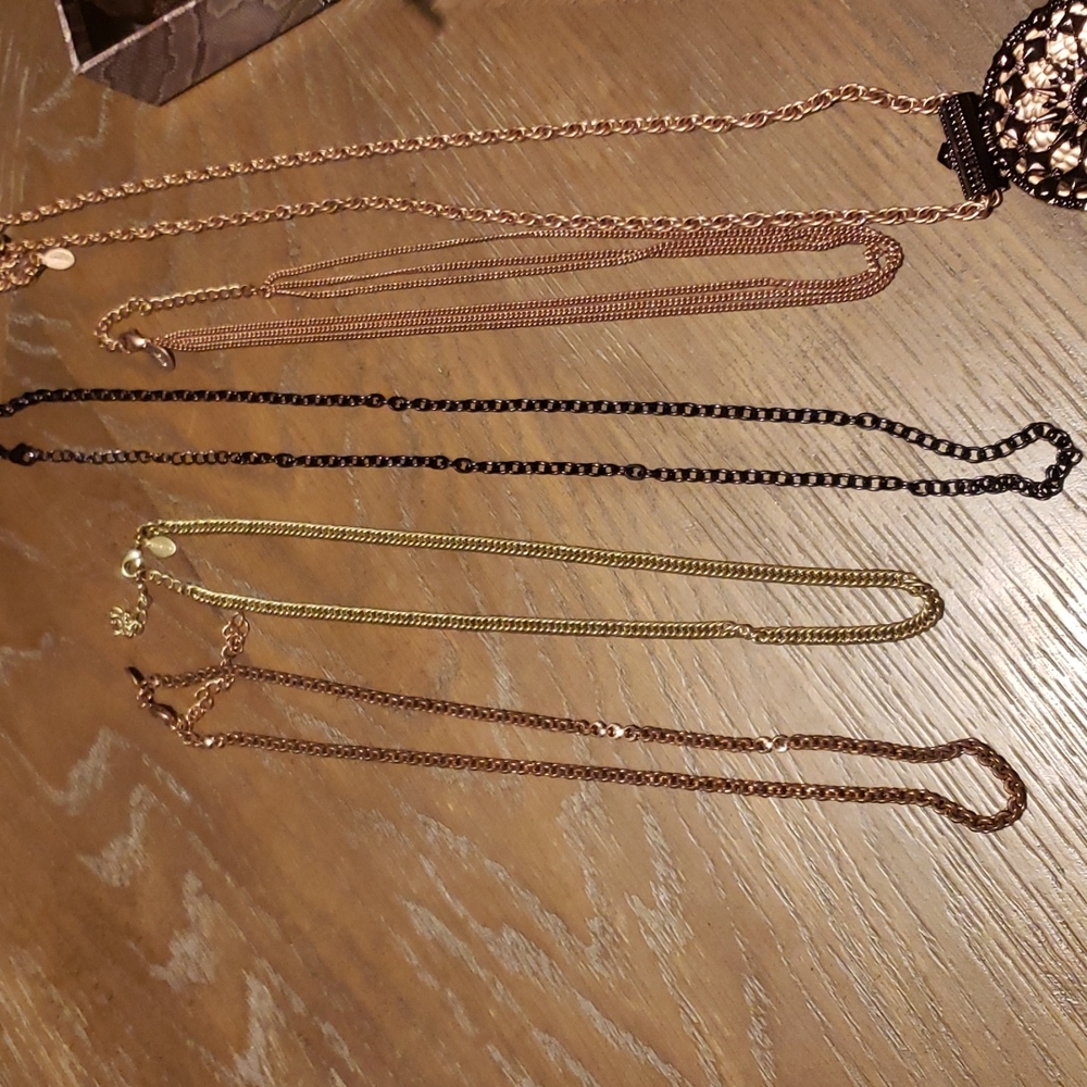 Necklace - Picture 5 of 5